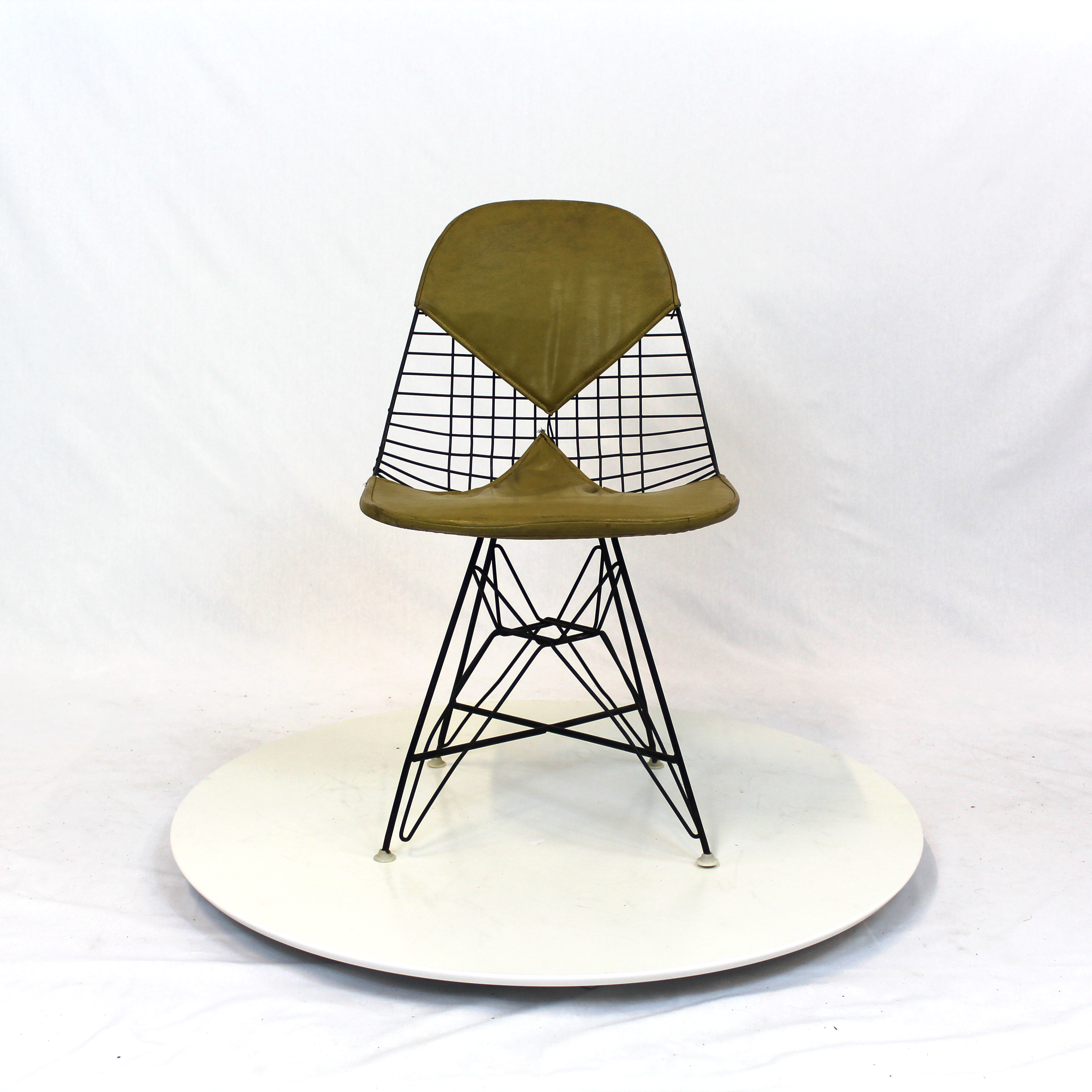 创意安博网页版 - 坐具|餐椅|办公安博网页版|安博anbo（中国）安博网页版|伊姆斯金属线椅（舒适版）